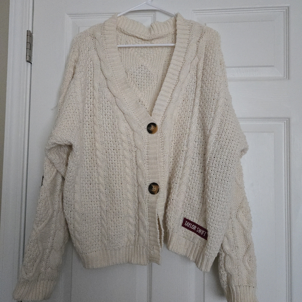 Taylor Swift Ivory Knit Cardigan